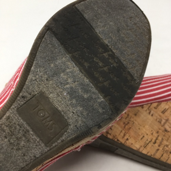 TOMS RED WHITE STRIPE WEDGE PEEP TOE HEELS 6 - Picture 5 of 6